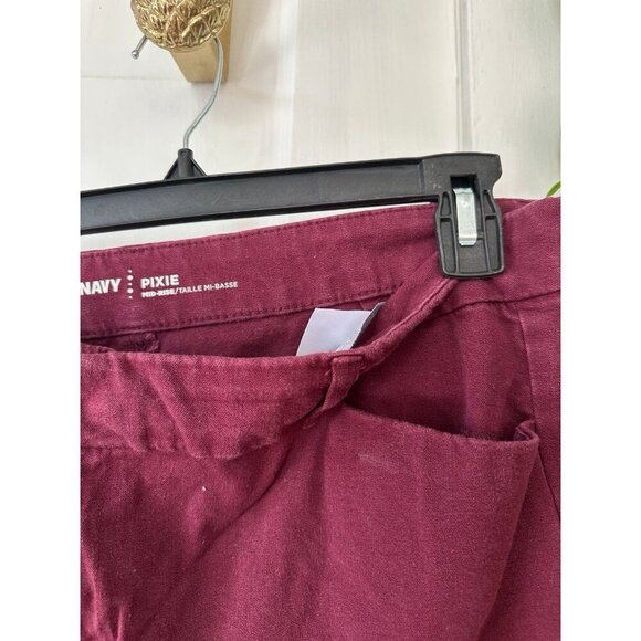 Old Navy women’s size 18 PIXIE pants - Picture 4 of 9